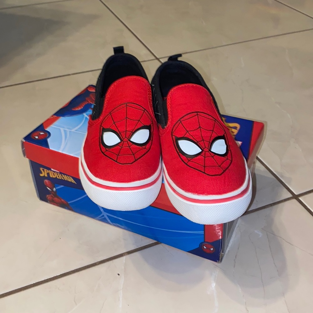 These shoes are my little brothers but he never used them  and there a size 13